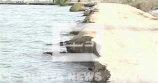  Floodwaters threaten Parco pumping station